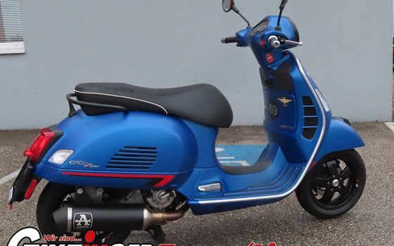 Gebrauchtmotorrad Vespa GTS 300 - Bild 4