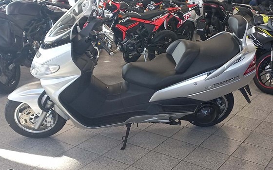 Gebrauchtmotorrad Suzuki Burgman 400 - Bild 1