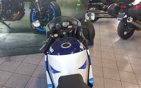 Gebrauchtmotorrad Suzuki GSX-R 600 - Bild 2
