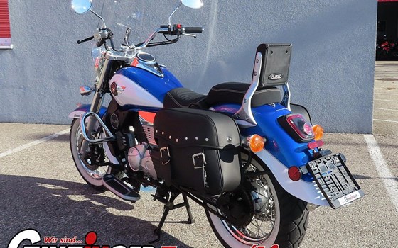 Gebrauchtmotorrad United Motors UM Renegade Classic Deluxe 125 - Bild 3