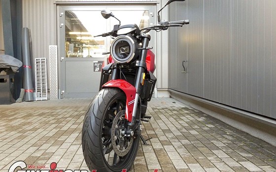 Neufahrzeug Moto Morini 6 1/2 Seiemmezzo STR - Bild 4