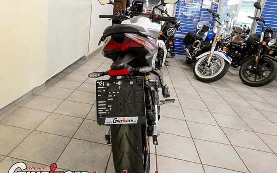 Neufahrzeug Aprilia Tuono 457 - Bild 5