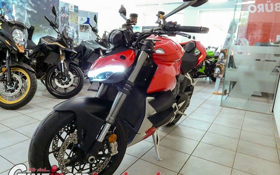 Gebrauchtmotorrad Ducati Streetfighter V4 - Bild 8