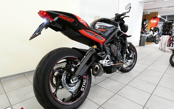Gebrauchtmotorrad Triumph Street Triple 765 RS - Bild 3