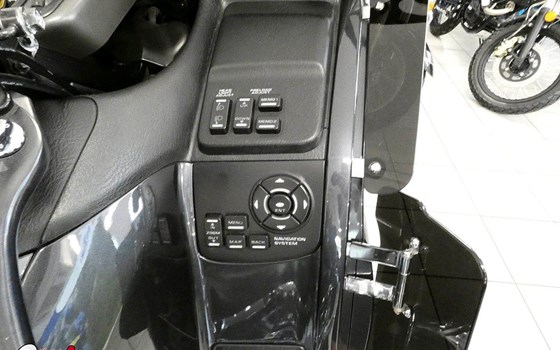 Gebrauchtmotorrad Honda GL 1800 Goldwing - Bild 9