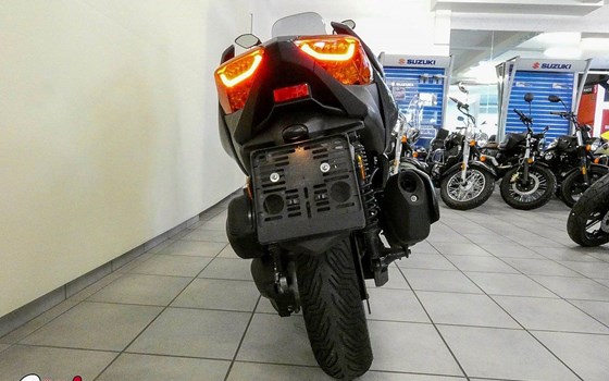 Gebrauchtmotorrad Yamaha XMAX 300 Tech MAX - Bild 5