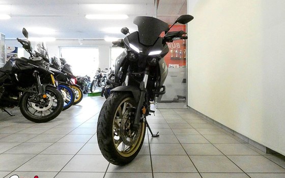 Gebrauchtmotorrad Yamaha Tracer 7 - Bild 4