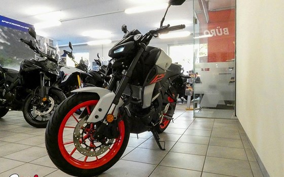 Gebrauchtmotorrad Yamaha MT-125 - Bild 6