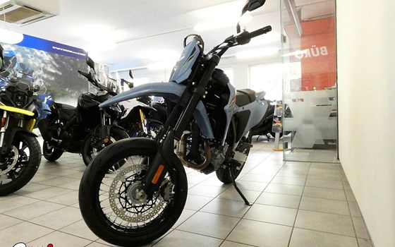 Neufahrzeug Suzuki DR-Z4SM - Bild 4