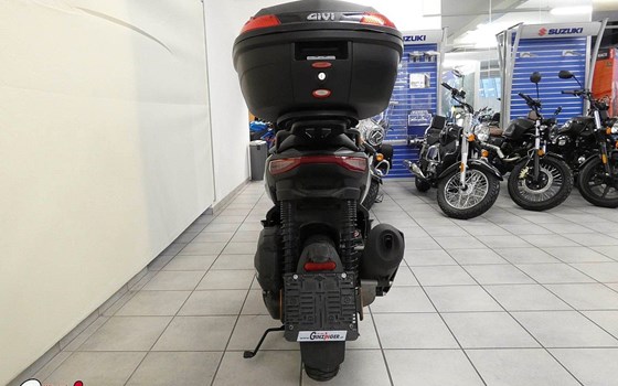 Gebrauchtmotorrad Aprilia SR GT 200 - Bild 5