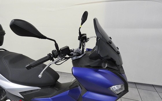 Gebrauchtmotorrad Aprilia SR GT 200 - Bild 8