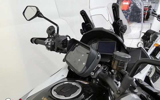 Gebrauchtmotorrad Kawasaki Versys 1100 SE - Bild 8