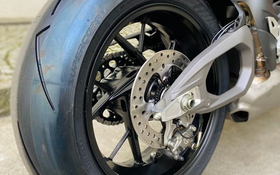 Neufahrzeug Ducati Panigale V4 - Bild 7