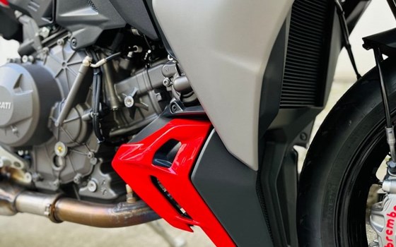 Neufahrzeug Ducati Streetfighter V2 - Bild 7