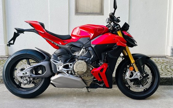 Neufahrzeug Ducati Streetfighter V4 S - Bild 1