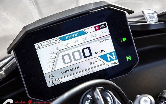 Neufahrzeug Aprilia Tuono V4 1100 - Bild 2