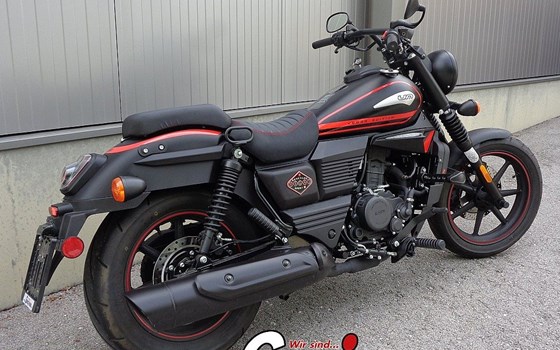 Gebrauchtmotorrad United Motors UM Renegade Commando Vegas 125 - Bild 3