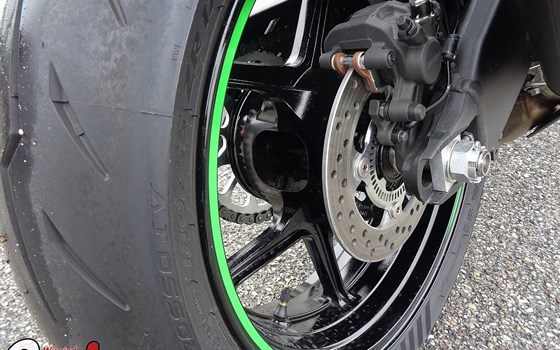 Gebrauchtmotorrad Kawasaki Ninja ZX-6R - Bild 10