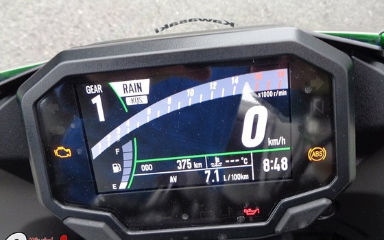 Gebrauchtmotorrad Kawasaki Ninja ZX-6R - Bild 3