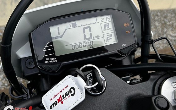 Neufahrzeug Suzuki DR-Z4SM - Bild 8