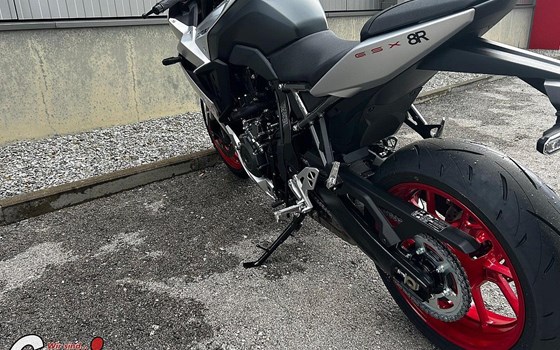 Neufahrzeug Suzuki GSX-8R - Bild 7