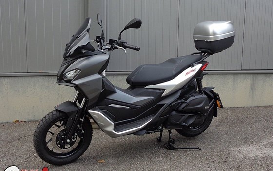 Neufahrzeug Aprilia SR GT 200 - Bild 1