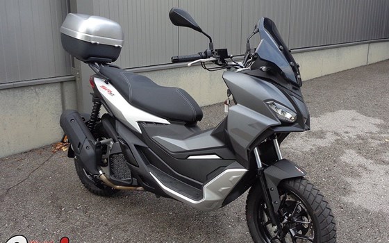 Neufahrzeug Aprilia SR GT 200 - Bild 6