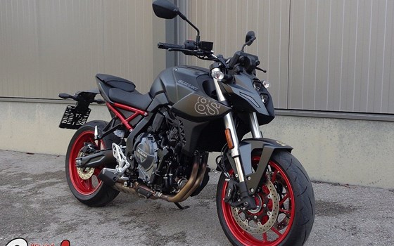 Gebrauchtmotorrad Suzuki GSX-8S - Bild 1