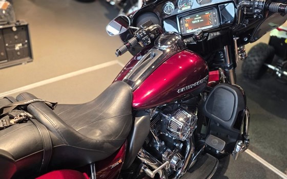 Gebrauchtmotorrad Harley-Davidson Touring Electra Glide Ultra Limited FLHTK - Bild 6