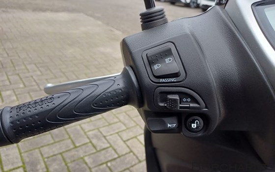 Neufahrzeug Piaggio Medley 125 - Bild 11