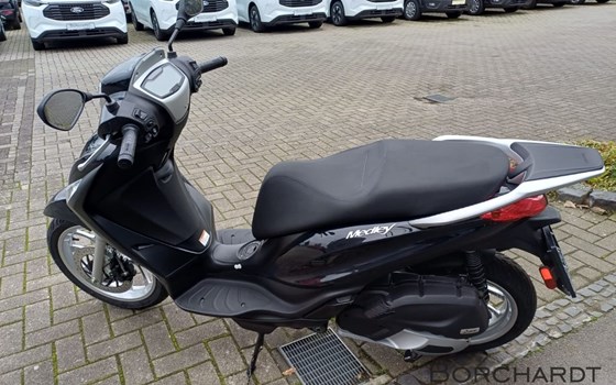 Neufahrzeug Piaggio Medley 125 - Bild 6