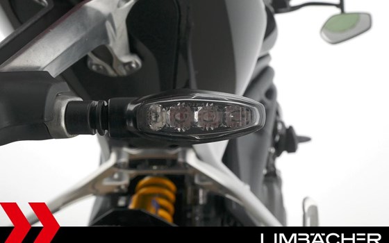 Gebrauchtmotorrad Triumph Speed Triple 1200 RS - Bild 19