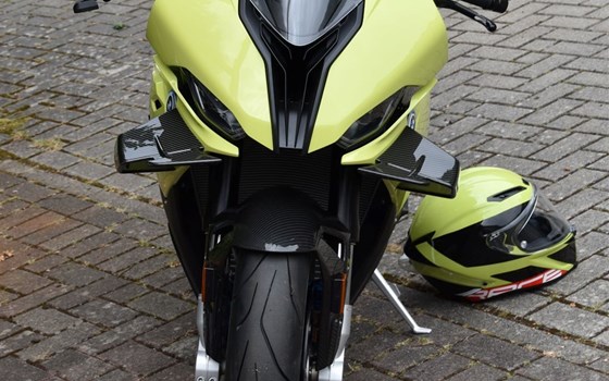 Gebrauchtmotorrad BMW M 1000 RR - Bild 2
