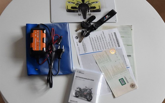 Gebrauchtmotorrad BMW M 1000 RR - Bild 9