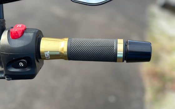 Gebrauchtmotorrad Yamaha XJ6 - Bild 6