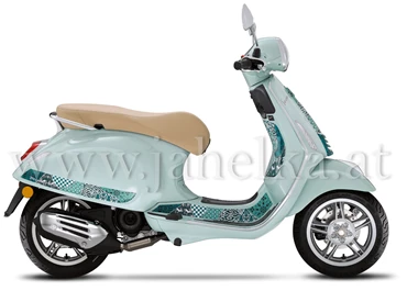 Vespa Primavera 50 Batik