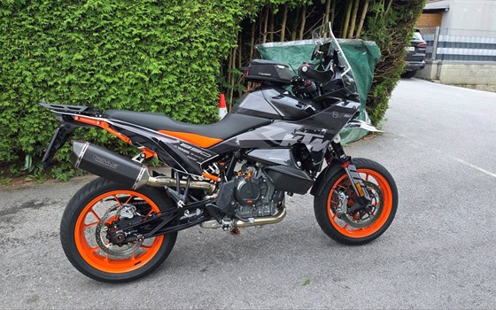 Gebrauchtmotorrad KTM 890 SMT - Bild 1