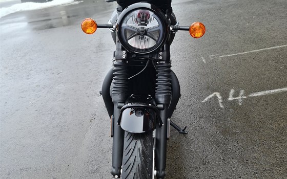 Neufahrzeug Triumph Bonneville T120 Black - Bild 5