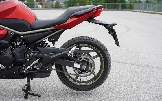 Gebrauchtmotorrad Yamaha XJ6 SA - Bild 13