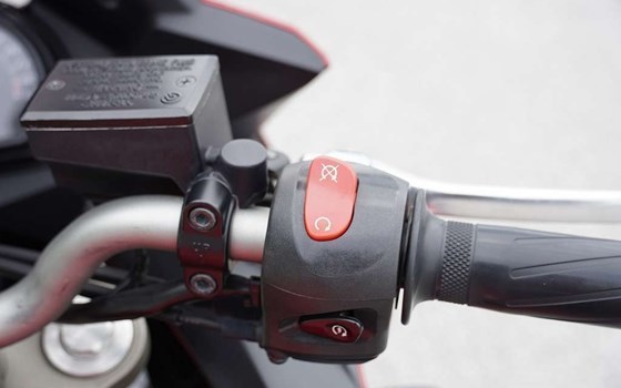 Gebrauchtmotorrad Yamaha XJ6 Diversion - Bild 4