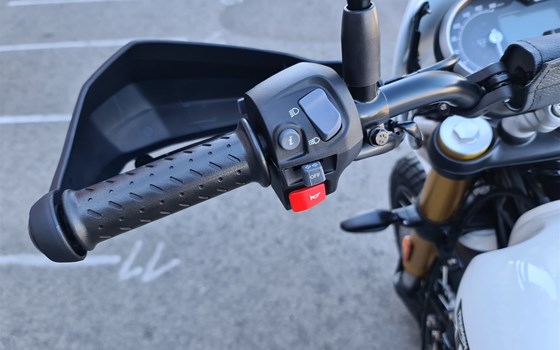 Neufahrzeug Triumph Scrambler 400 XC - Bild 8