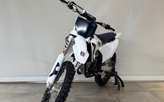 Neufahrzeug Husqvarna FC 250 - Bild 4