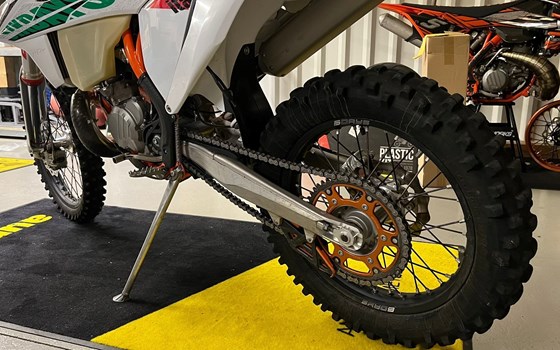 Gebrauchtmotorrad KTM 300 EXC SIX DAYS - Bild 25
