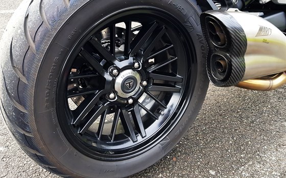 Gebrauchtmotorrad Triumph Rocket 3 R - Bild 7