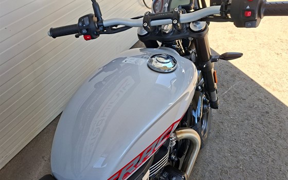 Neufahrzeug Triumph Tracker 400 - Bild 6