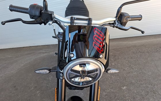 Neufahrzeug Triumph Tracker 400 - Bild 9