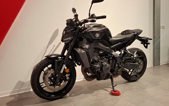 Gebrauchtmotorrad Yamaha MT-09 - Bild 2