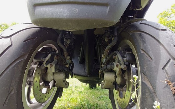 Gebrauchtmotorrad Piaggio MP3 400 - Bild 4