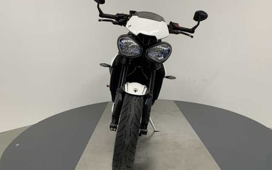 Gebrauchtmotorrad Triumph Street Triple R - Bild 5