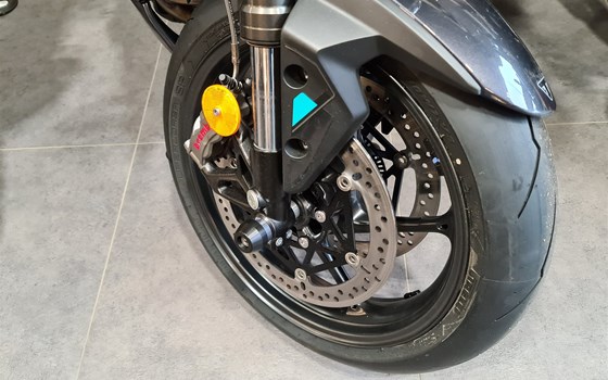 Neufahrzeug Triumph Street Triple 765 RS - Bild 5